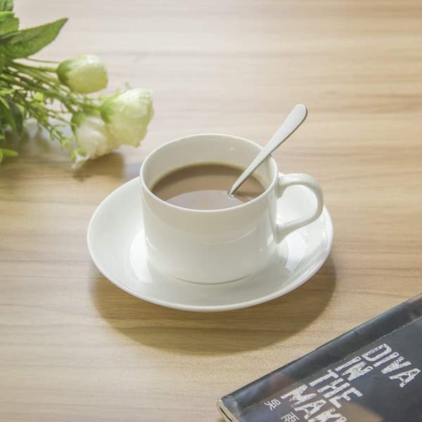 Sett med 12 små ovale kaffeskjeer i rustfritt stål 10,5 cm