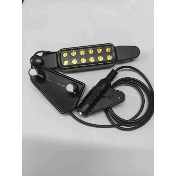 12-hulls gitarpickup med transducer, 3m kabel og 1/4\" jack for 40\" og 41\" klassiske folkegitarer