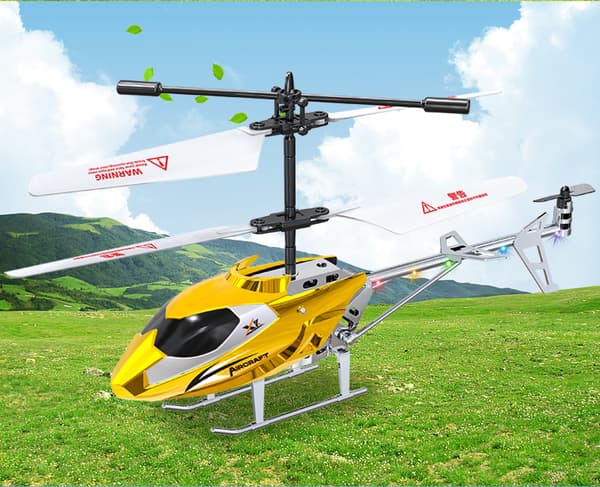 RC-helikopteri kauko-ohjattava