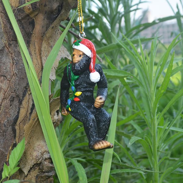 2 Bigfoot Yeti puutarhakoristetta