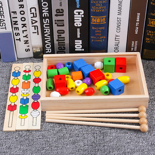 Tidiga inlärningsspel och pedagogiska leksaker, Första åldern, Träleksak,