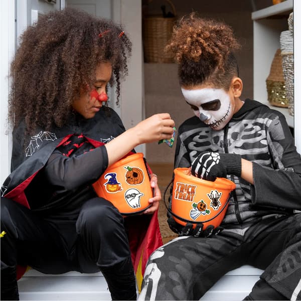 200 stk Søte Happy Halloween Vinyl Dekaler Klistremerker Bulk Vanntette