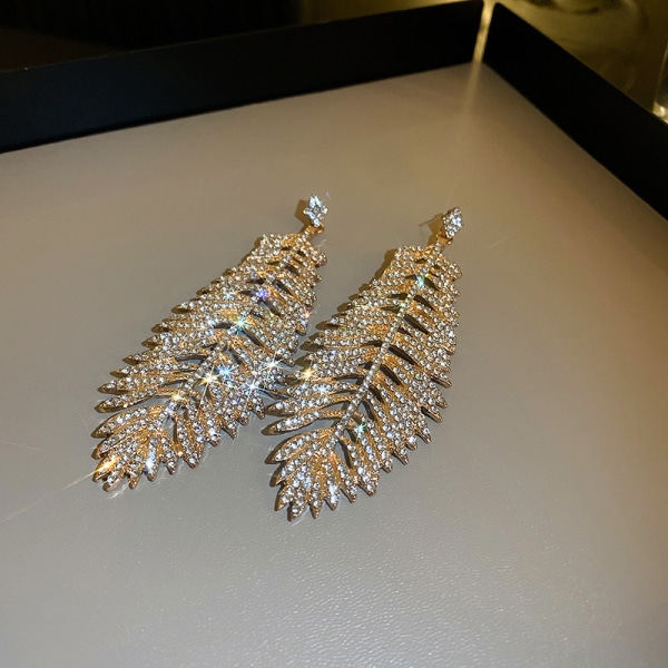 1 par Silver nålar pläterade diamantblad örhängen design sense i