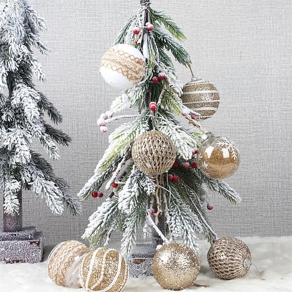 9 st julgranskulor 8 cm champagne guld1