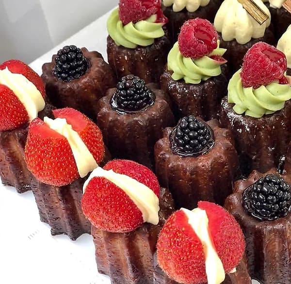 Kakeform, Karbonstål non-stick canelé-former