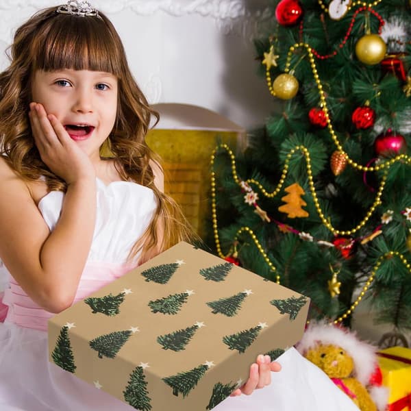 Julklappspapper, julgransmönstrat papper (43CMX 300CM)
