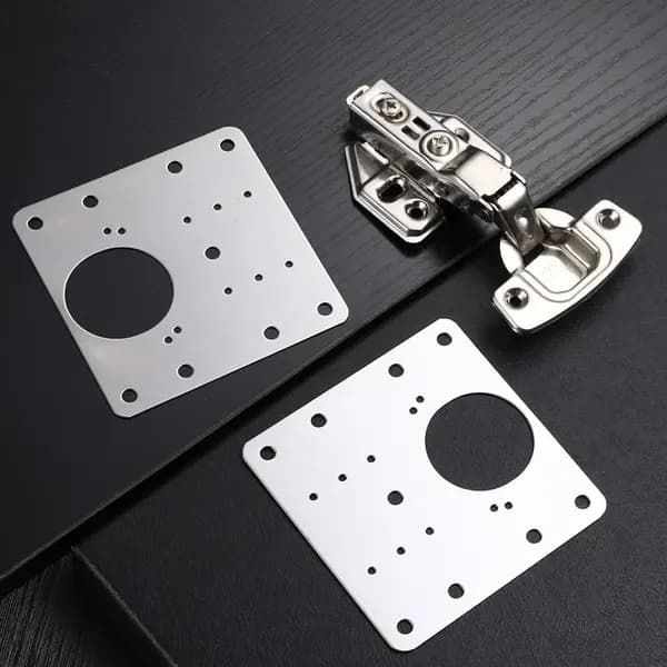 Möbelgångjärnsreparationsplatta 9x9 cm rostfritt stål