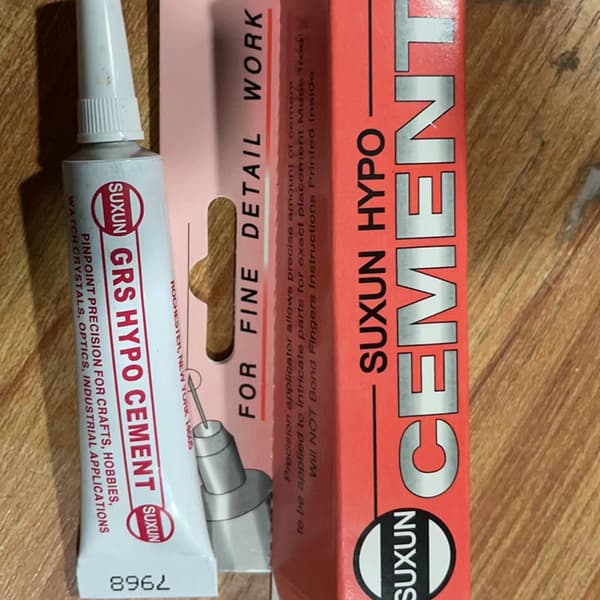 Jeweltool McGuinness Hypo Cement Original GS -pakkaus