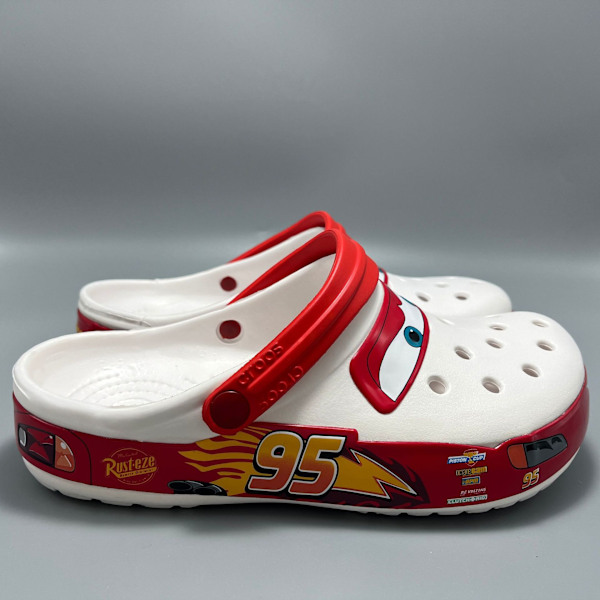 Crocs Lightning McQueen - Lightning McQueen Ulkoilma-Tossut Nauhakiinnityksellä - M8/W10 (Sopii Koolle 41)
