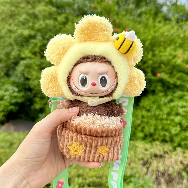 Gul krukformad dockklädespåse, (endast kläder) 17cm hänge blindbox macaron Labubu Labubu Time to chill dockkläder