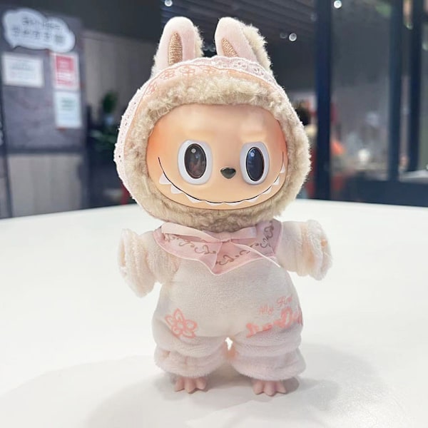 Hängande rosa pyjamas, (endast kläder) 17cm hänge blind box macaron Labubu Labubu Time to chill dockkläder