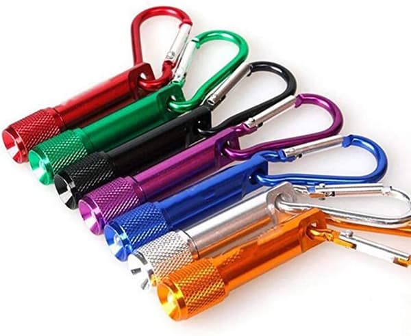 Mini-alumiininen LED-taskulamppu kaulanauhalla