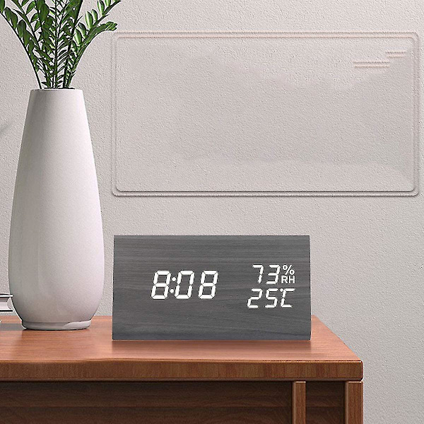 Digital väckarklocka, med nattlampa, datum, röststyrning, temperatur 150*90*80MM