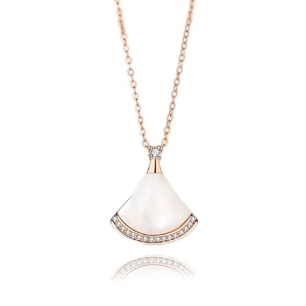 Glittrande kjolhalsband