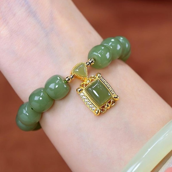 Elegant Jade Bracelet Retro Bracelet Paired With 18K Gold-plated Pendant To Enhance Your Temperament Elegant And Luxurious Gift Perfect Holiday Gift