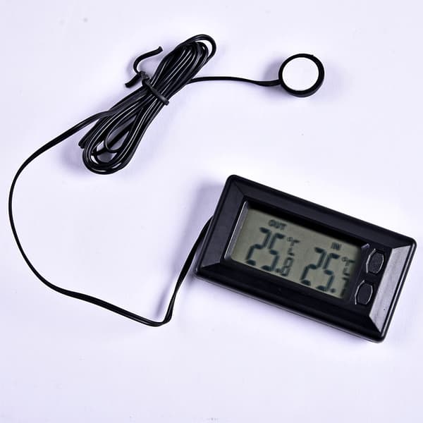 Auton sisä- ja ulkolämpömittari LCD-digitaalinäytöllä