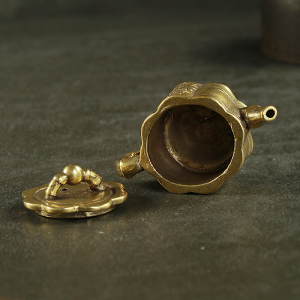 Hemdekoration Miniatyrfigur Prydnad Fengshui Mini Prydnad Tibetansk Buddhistisk Prydnad Koppar Vattenkanna Religiös Prydnad Tibetansk Prydnad Statyett Prydnader