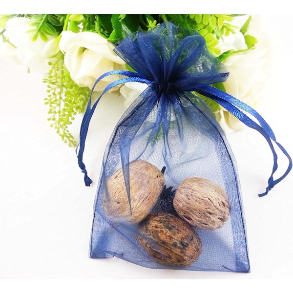 100 transparenta organza bröllopsfavoritpåsar med satindragband 10 x 15 cm. Används som godispåsar, smyckespåsar, festpåsar (blå)