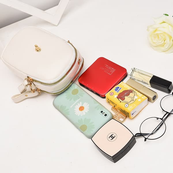 Kvinner Mini Crossbody Bag med Justerbar Rem Fashion Solid Pattern Multipurpose