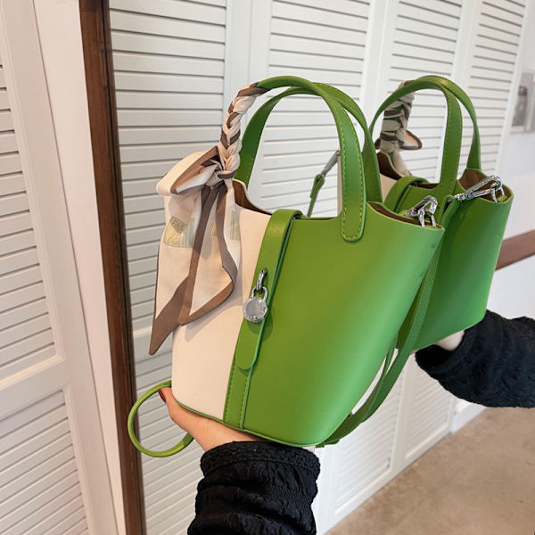 Lätt Bucket Bag Classic Mini Axelväskor grön