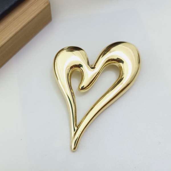 Brosch Pins Hjärta Guld Söta Slips Hijab Broscher för Kvinnor Mode