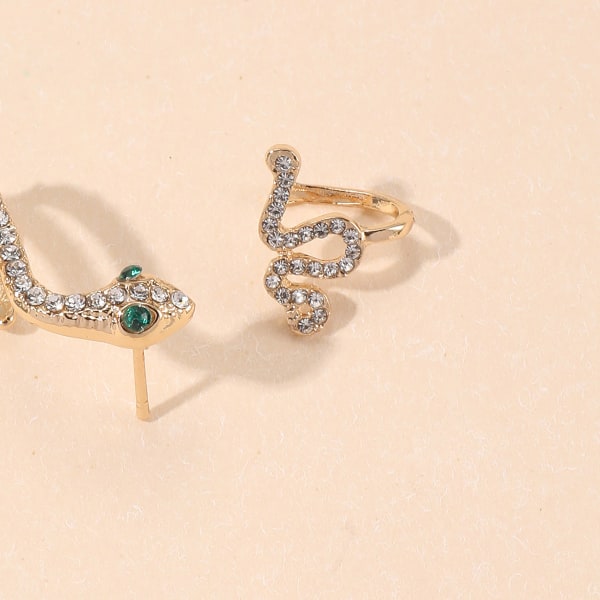 Små örhängen för kvinnor örhängen Dainty Evil Eye Pave C