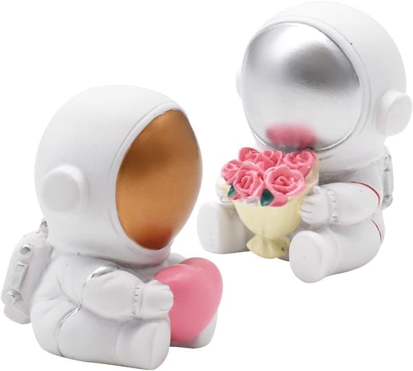 2-delad astronautfigur i harts