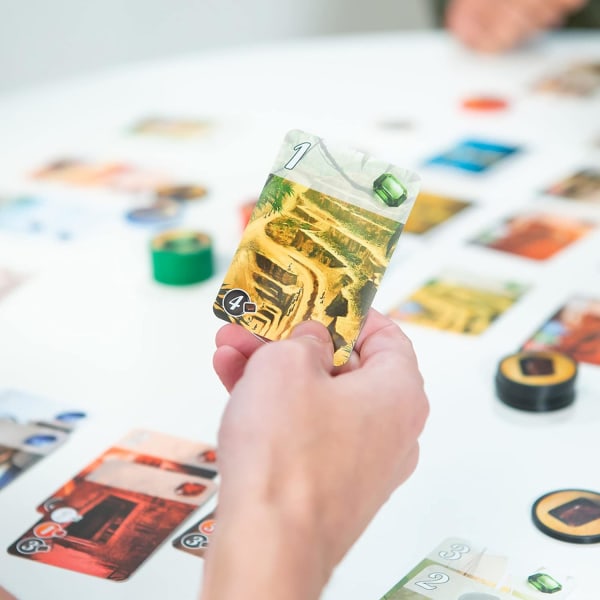 Strategispel för barn och vuxna, rolig underhållning för familjespelkvällar