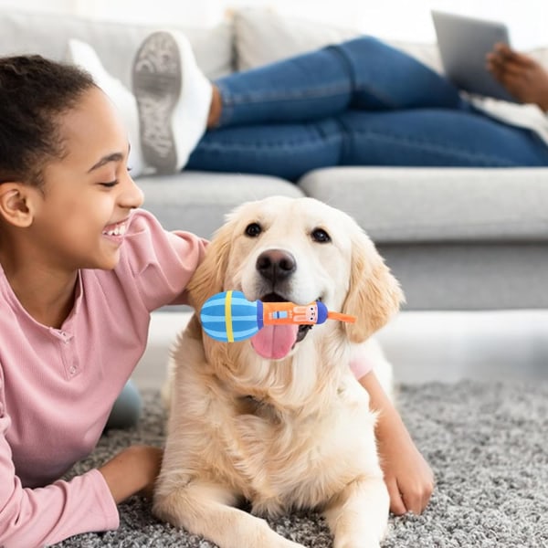 Pipande hundar plysch, hund plyschleksaker med pipljud, hund klämma och lek, SquIishy hund leksaker, hundar mikrofonformade leksaker, hund plyschleksak, hund pipande leksak