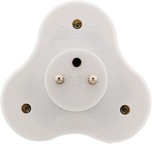 3x16A Trekantet Stikdåse - Hvid - 250V
