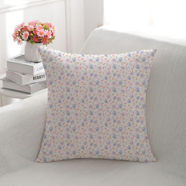 Set med 9 soffkuddfodral med små blommönster 45x45cm l