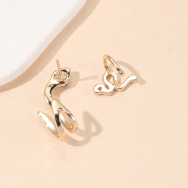 Små örhängen för kvinnor örhängen Dainty Evil Eye Pave C