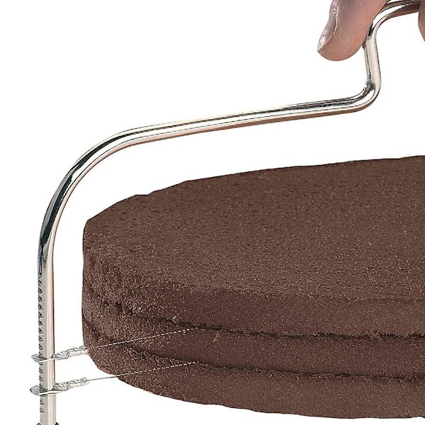 Ruostumattomasta teräksestä valmistettu kakkuleivontatyökalu, terävä kakkuleikkuri