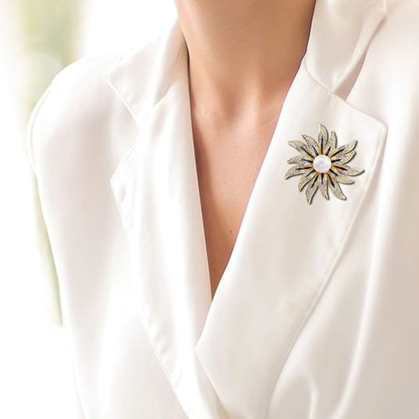 Broschnålar för kvinnor Mode Guld Blomma Hjärta Rhinestone smycken