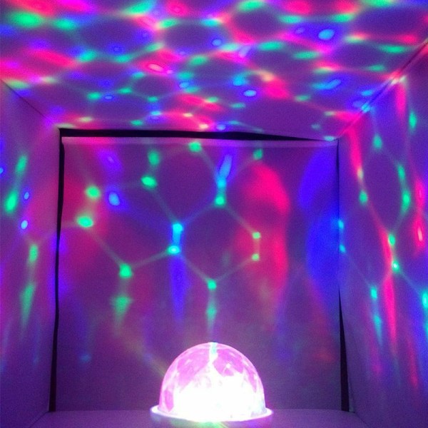 220V LED Roterande Disco Ball Glödlampa USB Multicolor RGB för Di