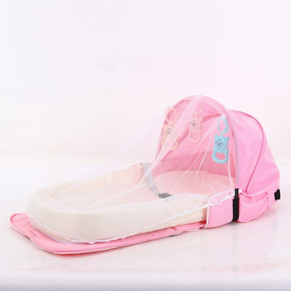 Allt-i-ett bärbar bassinet, hopfällbar babysäng, babygunga resesäng spjälsäng nyfödd som en skötväska bytesstation säte mage tid vikning