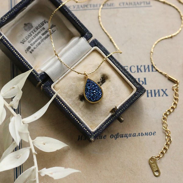 Klassiskt päron Lapis Lazuli hänge halsband