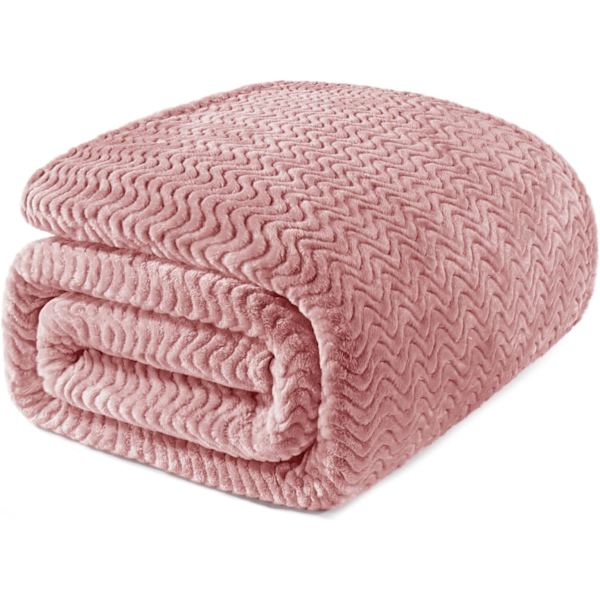 Rosa pulverfleecefilt för soffa säng, supermjuk och mysig filt med dekorativ vågig struktur, lätt plyschfilt för alla årstider, 50 x