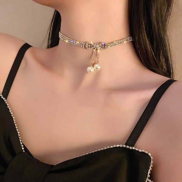 Perle & Diamant Sløjfe Charm Vedhæng Smukt Halskæde
