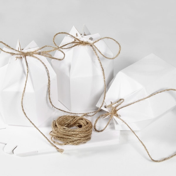 30 stycken DIY festpresentask, bröllopsgodiask, bröllopsfavörask, hexagonala kraftpappersgodiask för bröllop, födelsedagsfest (vit)