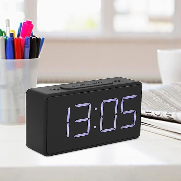 LED Vækkeur med Snooze-funktion til Studerende og Hjemmebrug