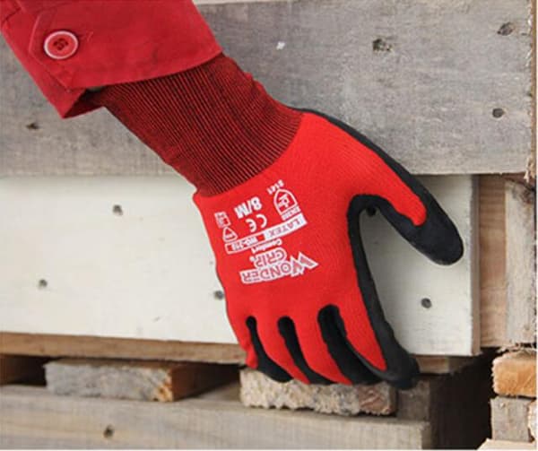 Anti-Cut Vinterhandskar - En Storlek, Rödaktig Svart