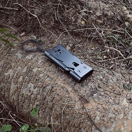 Hätäpilli 3 putkea korkea desibeli metallipilli narulla, vaellusmerkki
