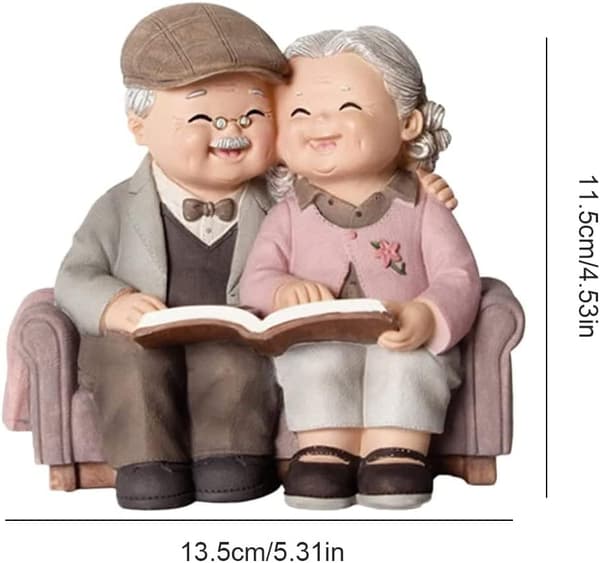 Elskende Seniorpar-statue, besteforeldre foreldre foreldre jubileum