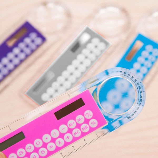 Mini-räknare, bärbar fickräknare, mini soltransparent räknare med förstoringsglas för barn student (svart) 1 st