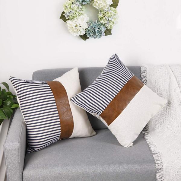 Set med 2 st Farmhouse Patchwork Randiga Linnekuddar