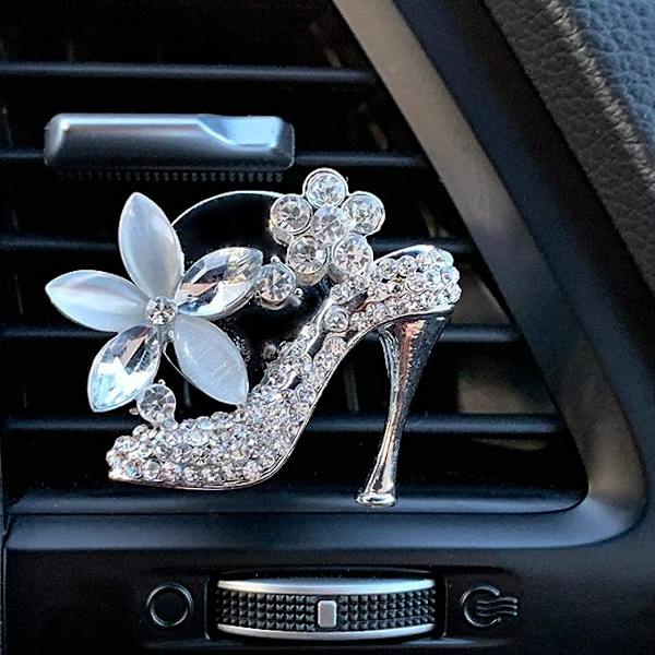 Auton sisustuskoristeet Autonraikastimet Naisille Bling Auton lisävarusteet Auton ilma