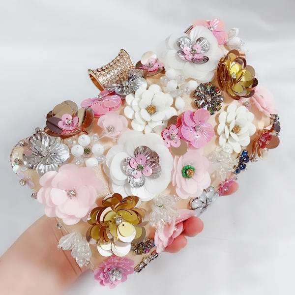 Satinpärlad paljettblomma diamant handväska för middag, fester, etc.