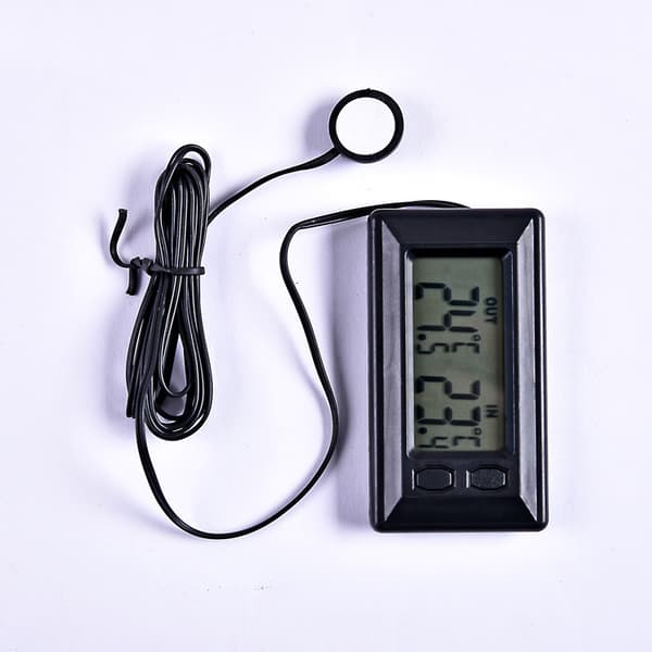 Auton sisä- ja ulkolämpömittari LCD-digitaalinäytöllä