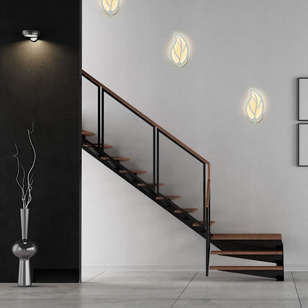 Bladformad LED-vägglampa - Modern design i metall och akryl